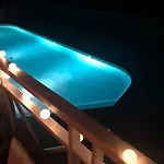 Апартаменты Quiet Sea View With Pool