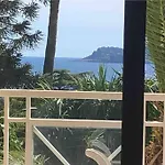 Quiet Sea View With Pool Апартаменты *