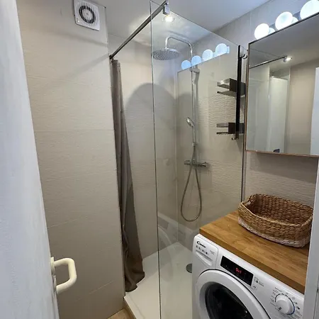 Quiet Sea View With Pool Apartament